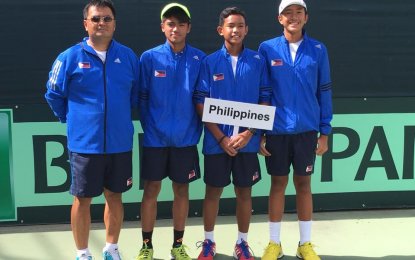 <p>Arthur Craig Pantino (second from right) is a member of the Philippine Junior Davis Cup team which competed in New Delhi, India in 2016. <em>(Photo taken from Arthur Pantino's Facebook account)</em></p>